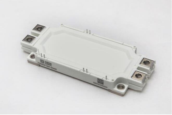 中国中车CRRC IGBT模块电压等级：1700V